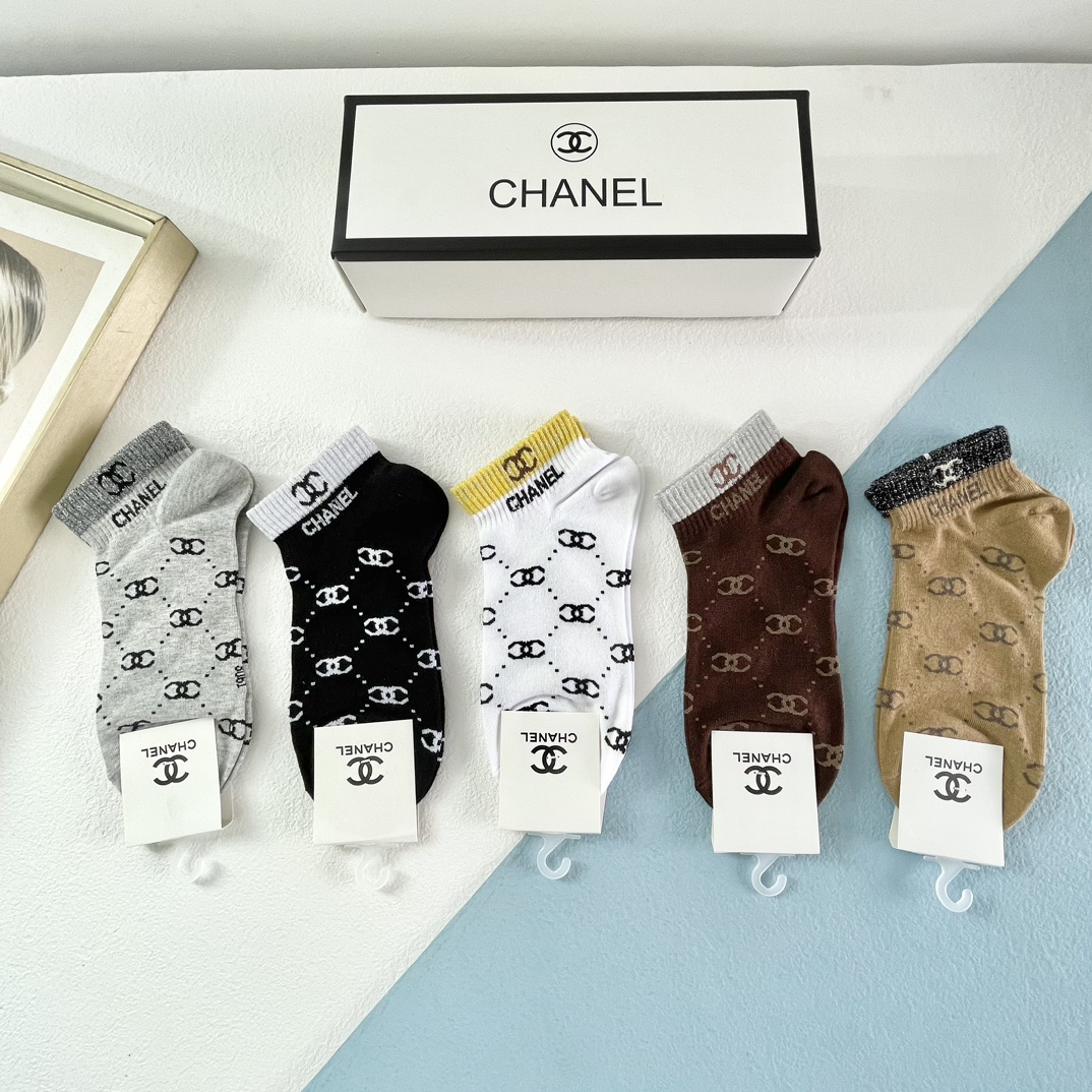 配包装一盒五双Chanel香奈儿爆款短筒袜女款高版本好看到爆炸欧美大牌短筒袜潮人必不能少的专柜代购品质袜