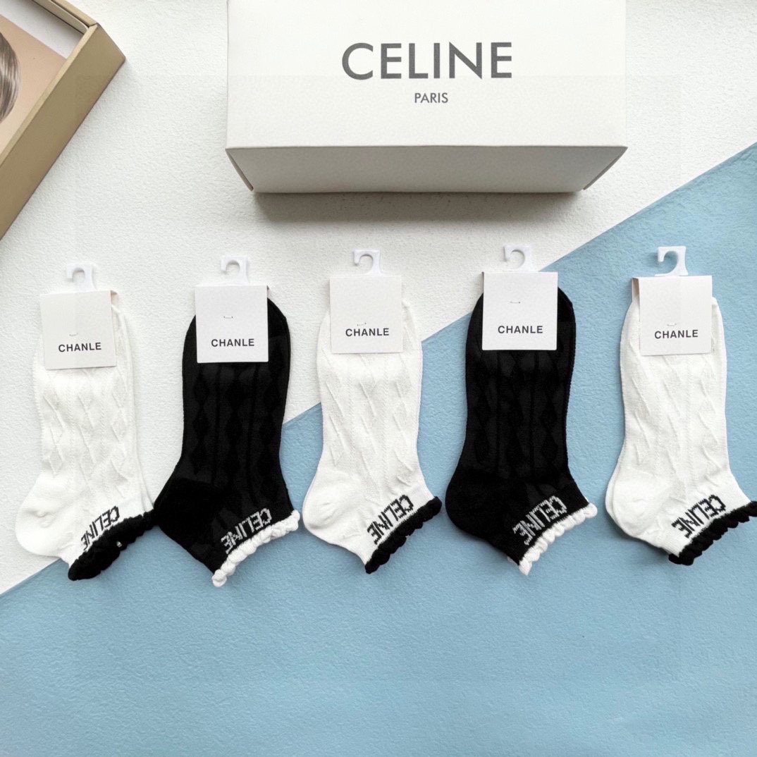 配包装一盒五双Celine赛琳爆款船袜高版本好看到爆炸欧美大牌船袜潮人必不能少的专柜代购品质袜子搭配起来