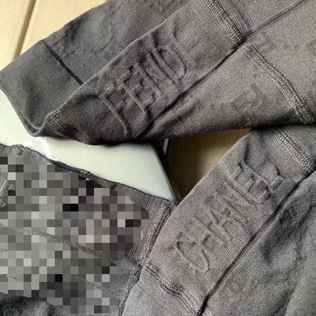 配包装一盒一双官网同款FENDI芬迪连体网裤[色][色]女神丝袜必备单品光腿季节过渡必备单品出口日本专柜