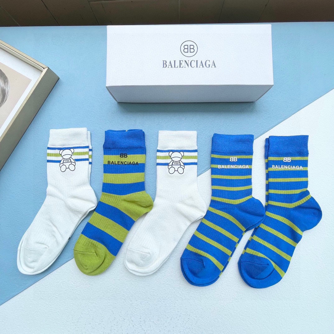 配包装一盒五双BALENCIAGA巴黎世家高品质好看到爆炸欧美大牌高筒袜男女款潮人必不能少的专柜代购品质