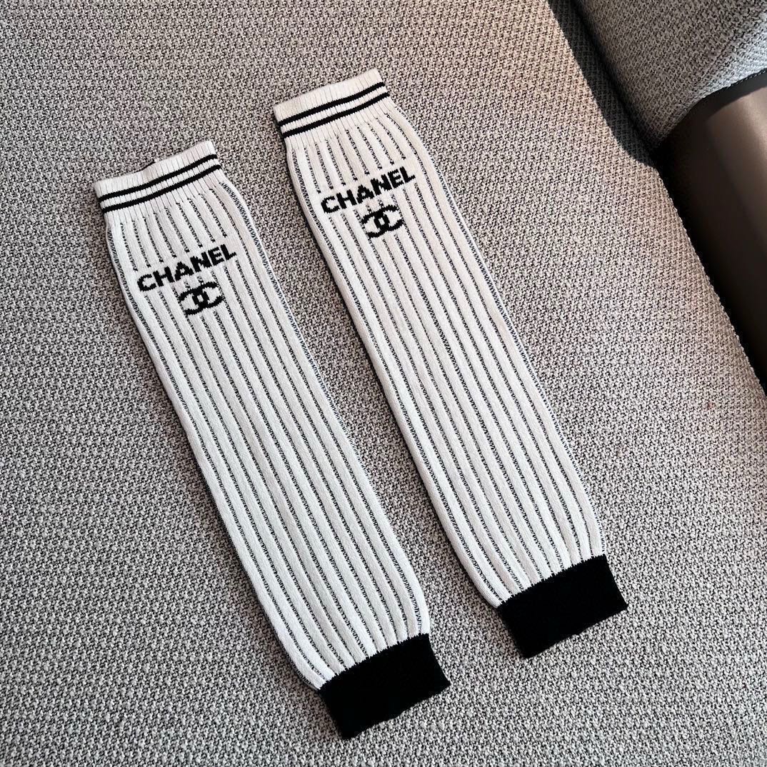 “Hot-Ass Socks: Stylish, Customized, High-Quality, Delivery Included”