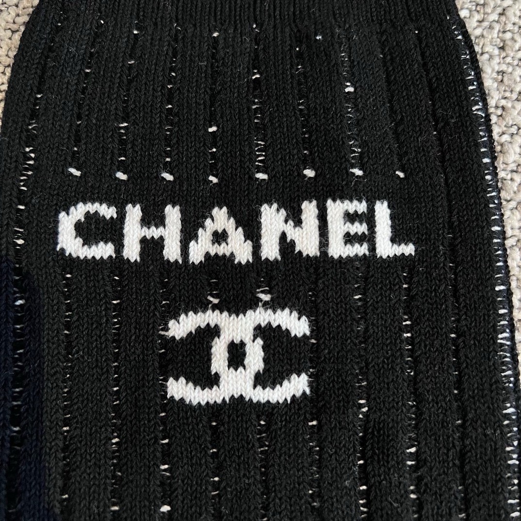 “Hot-Ass Socks: Customized Logo, Heat Sense, High Quality, Fast Delivery” - 图片 6