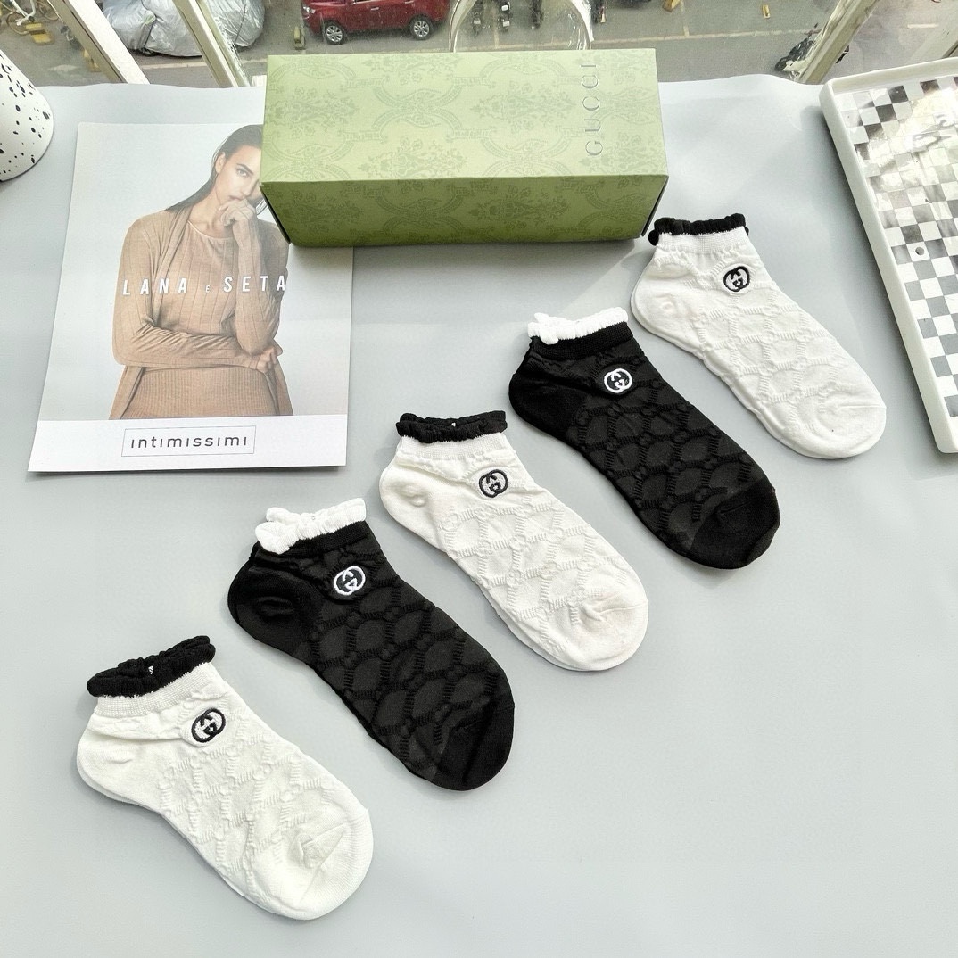 Gucci Short Socks - Designer 5-Pair Set - Fashionable and Comfortable 3 i1733065550 7524 8