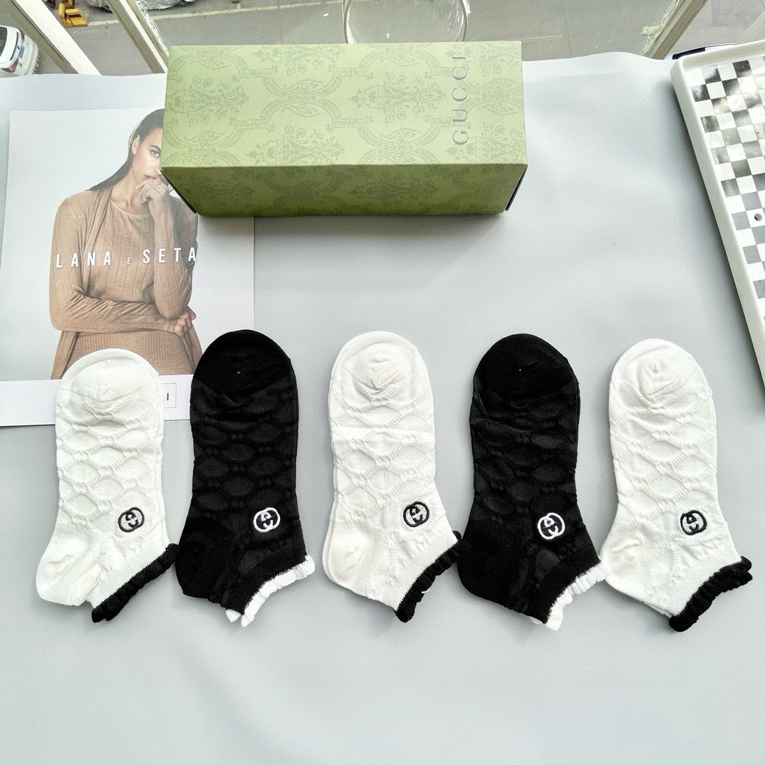 Gucci Short Socks - Designer 5-Pair Set - Fashionable and Comfortable 10 i1733065550 8632 6