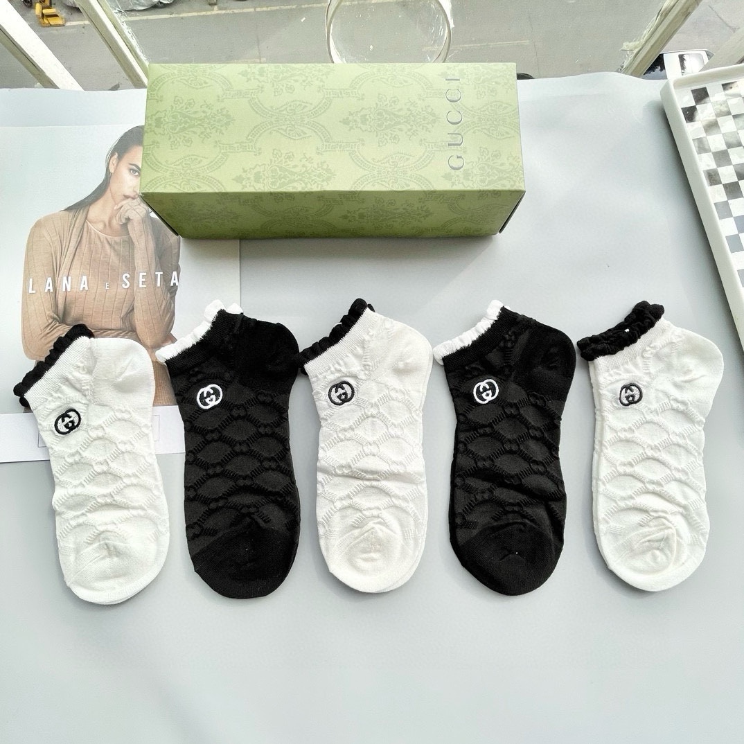 Gucci Short Socks - Designer 5-Pair Set - Fashionable and Comfortable 9 i1733065550 9172 4