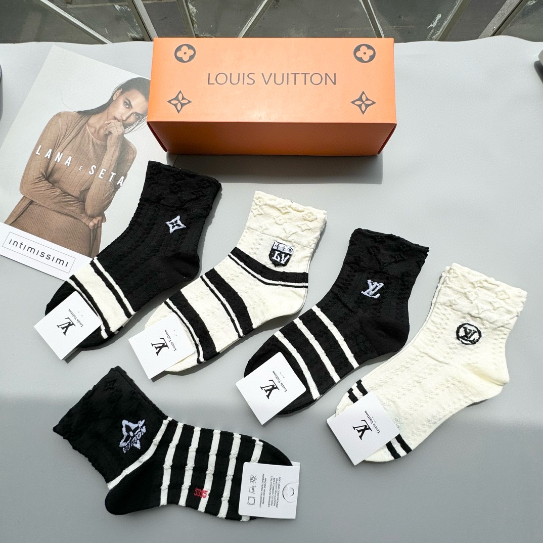 Louis Vuitton Mid-Calf Socks - Designer Style, Premium Quality, 5-Pair Set 7 i1733066603 428 6