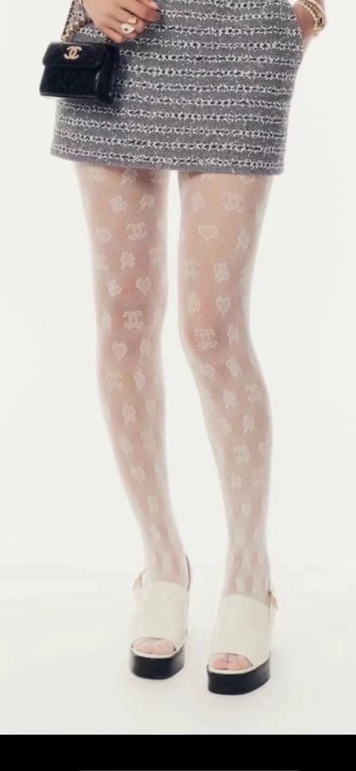 Chanel 24P Heart & Rose Patterned Tights - Jennie's Favorite! 1 Chanel 24P Heart & Rose Patterned Tights - Jennie's Favorite!