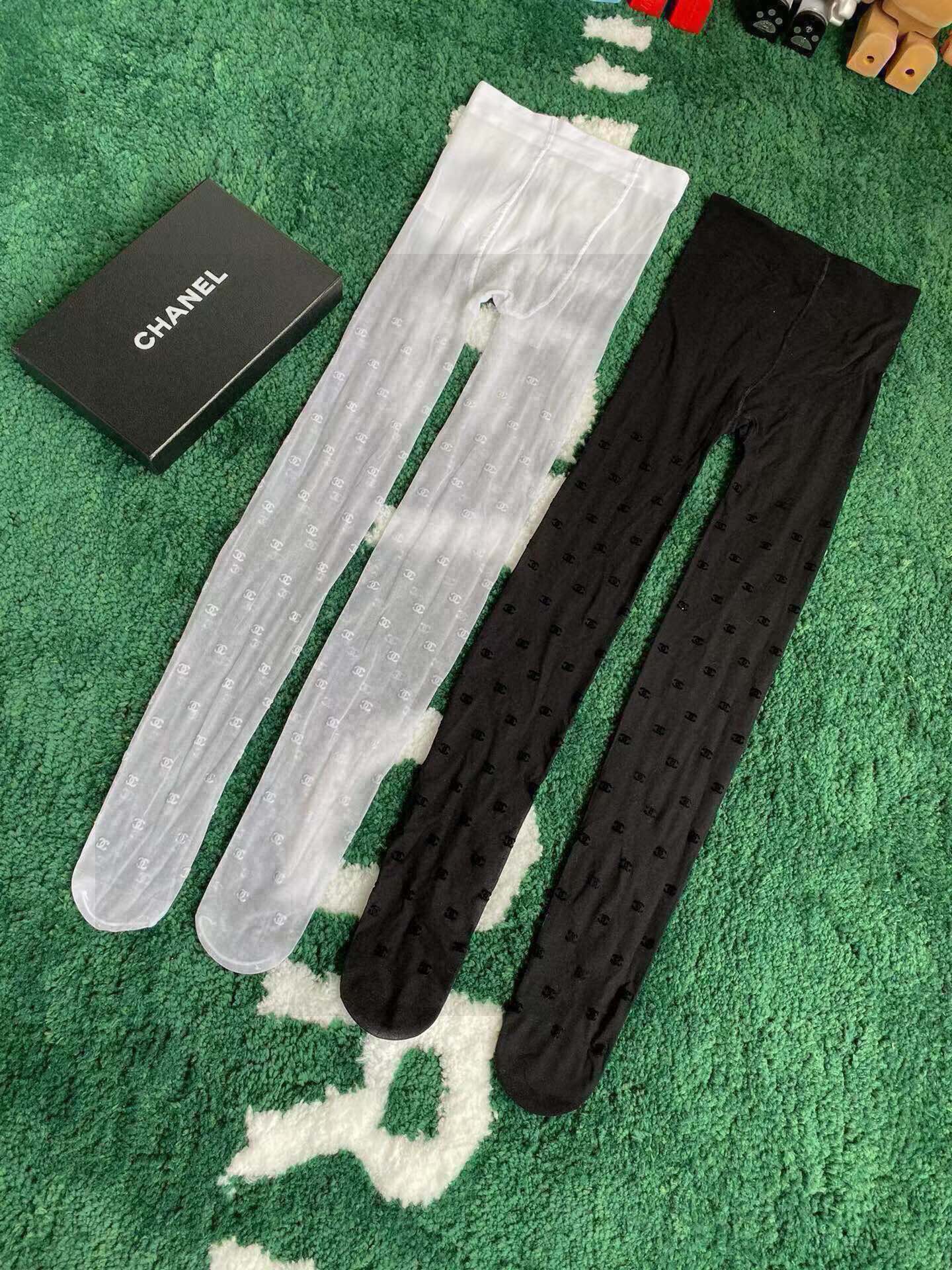 Chanel Classic Pattern Tights, Comfortable and Stylish Stockings 7 i1733067320 6781 0
