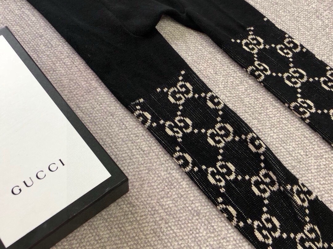 Gucci Patterned Knit Tights - Stylish and Comfortable Hosiery for Women 9 i1733067524 2517 5