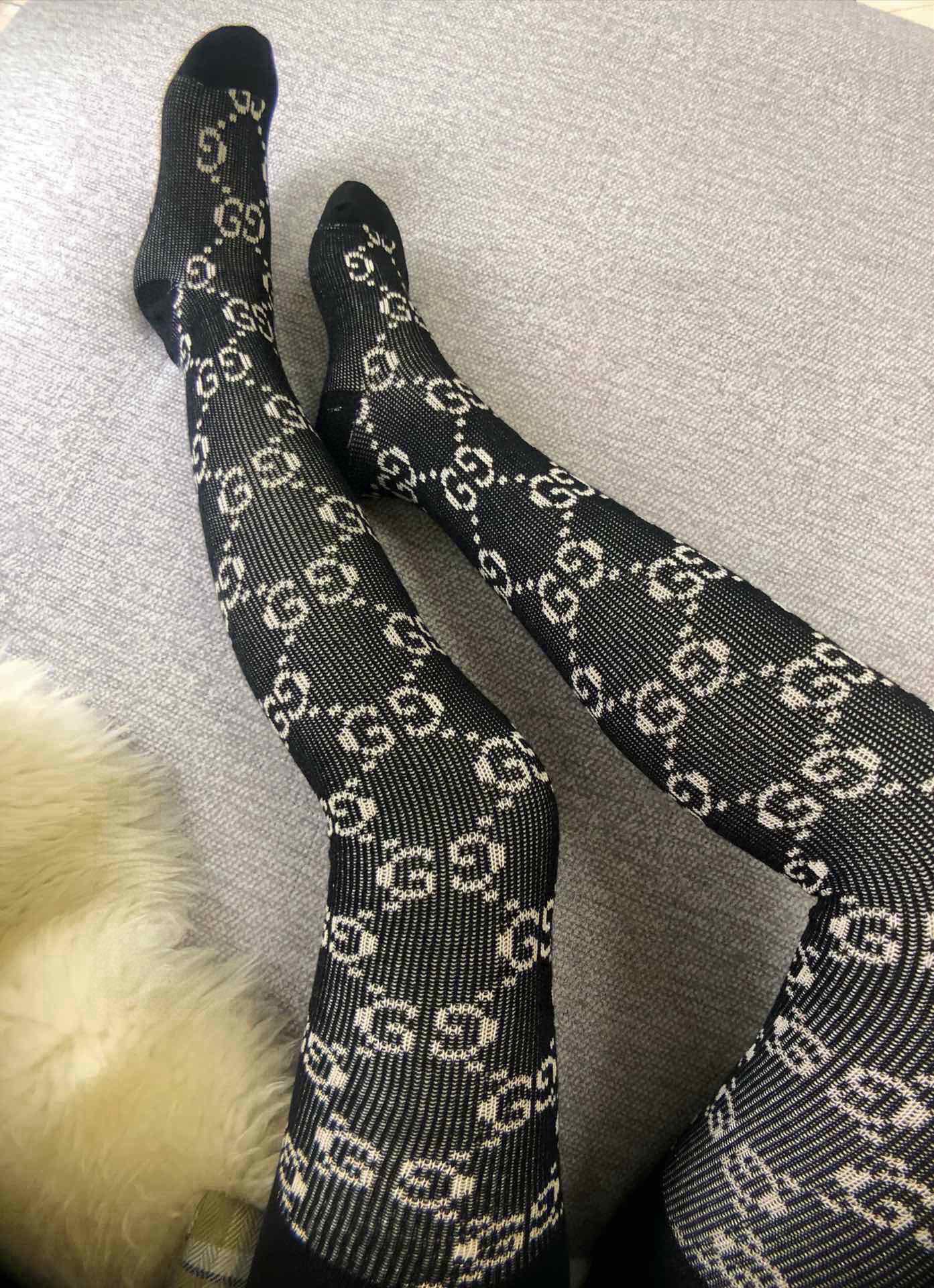 Gucci Patterned Knit Tights - Stylish and Comfortable Hosiery for Women 4 i1733067524 6366 4