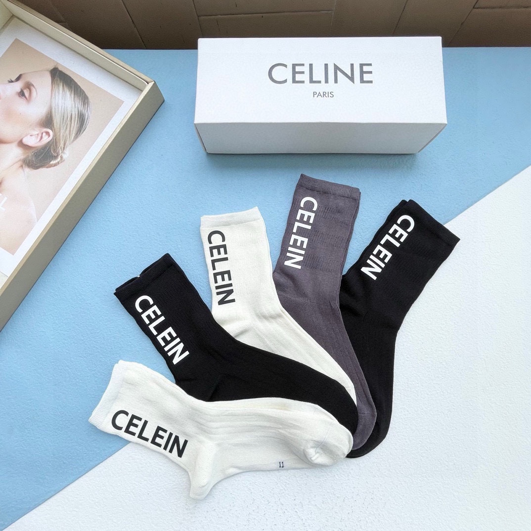 配包装一盒五双CELINE赛琳️高品质超级爆款网红袜子️ce家官网同步硅胶字母中筒袜ins明星网红推荐️
