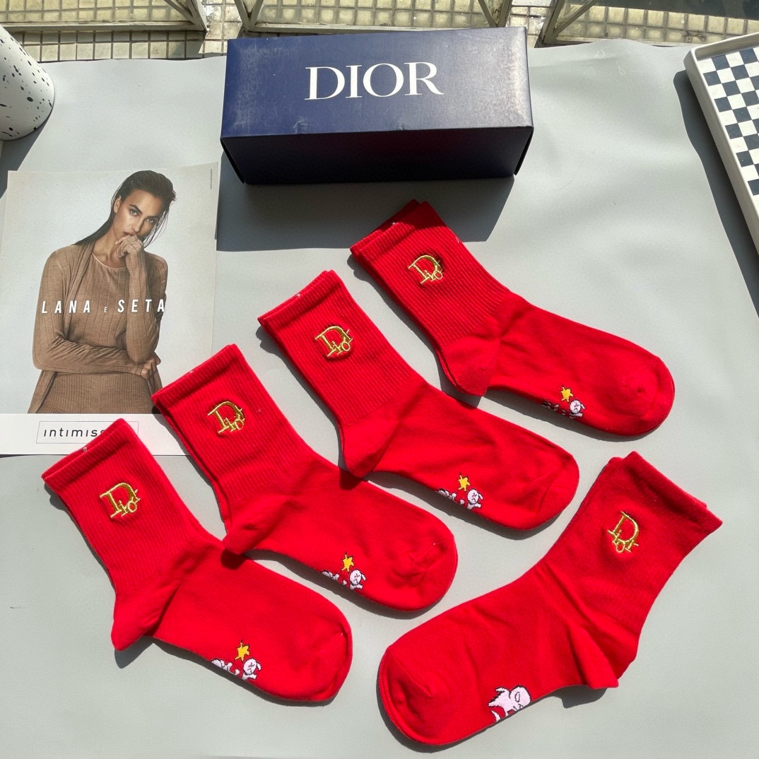 Luxury Sock Set by Dior and Gucci: Red Fire High-Barrel Embroidered Collection - 图片 3