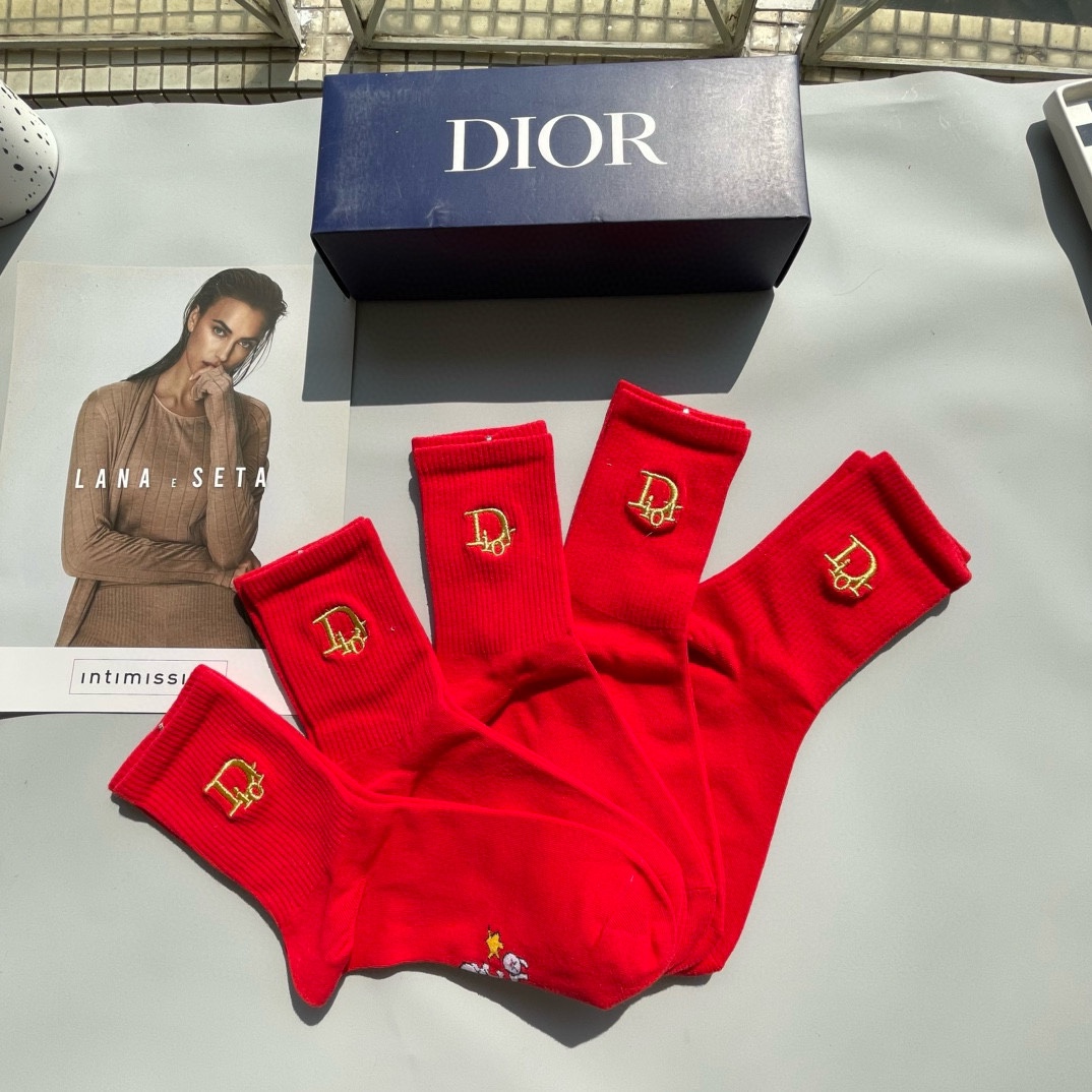 Luxury Sock Set by Dior and Gucci: Red Fire High-Barrel Embroidered Collection - 图片 5