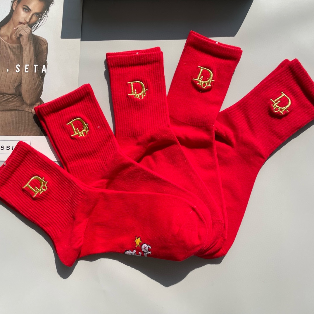Luxury Sock Set by Dior and Gucci: Red Fire High-Barrel Embroidered Collection - 图片 6