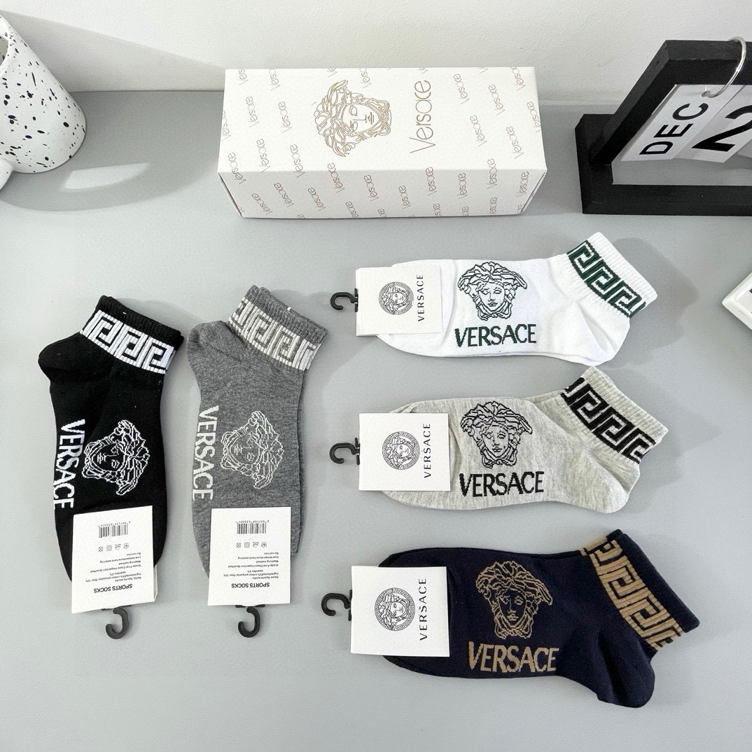 “Veggies Ensure Quality in Van Schuts Cabinet Explosion: High-Fooled Socks” - 图片 4