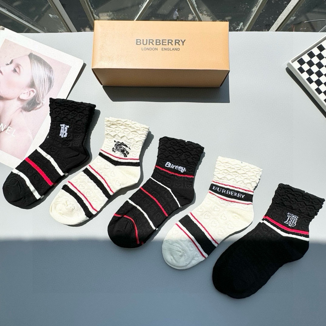 Stylish INS High-End Socks: Barberley’s Latest Collection Overview - 图片 7