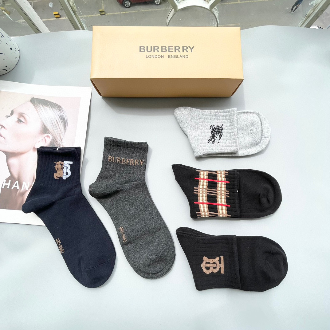 “Latest Barberley Synchronized Mid-Socks with INS High-End Design” - 图片 5