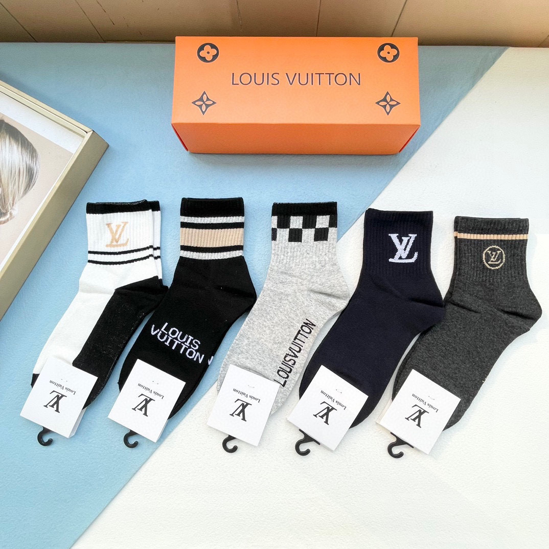 High-Quality LV Louis Vuitton Battery Socks: Explosive Design in a Box - 图片 9