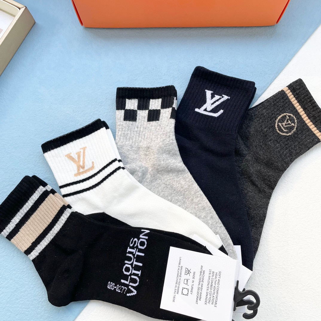 High-Quality LV Louis Vuitton Battery Socks: Explosive Design in a Box - 图片 6