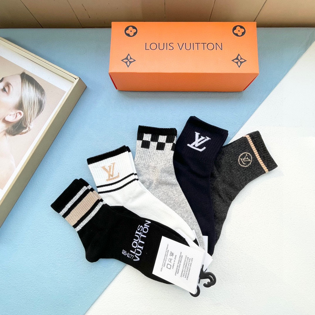 High-Quality LV Louis Vuitton Battery Socks: Explosive Design in a Box - 图片 5