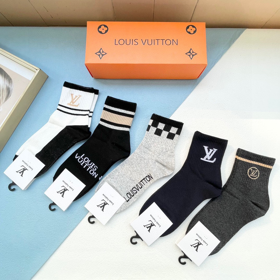High-Quality LV Louis Vuitton Battery Socks: Explosive Design in a Box - 图片 7