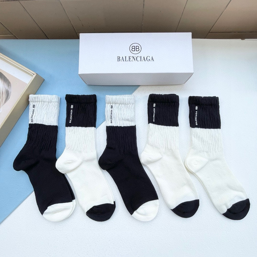 High-quality Balencia Paris House: 5 Pairs in Basketed Box, High-Class, High-Speed Watch - 图片 1
