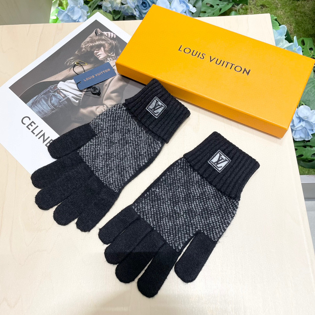 Stylish Autumn/Winter Fleece Gloves by LV Luiweden, Purified Pairs, Average Size. - 图片 5