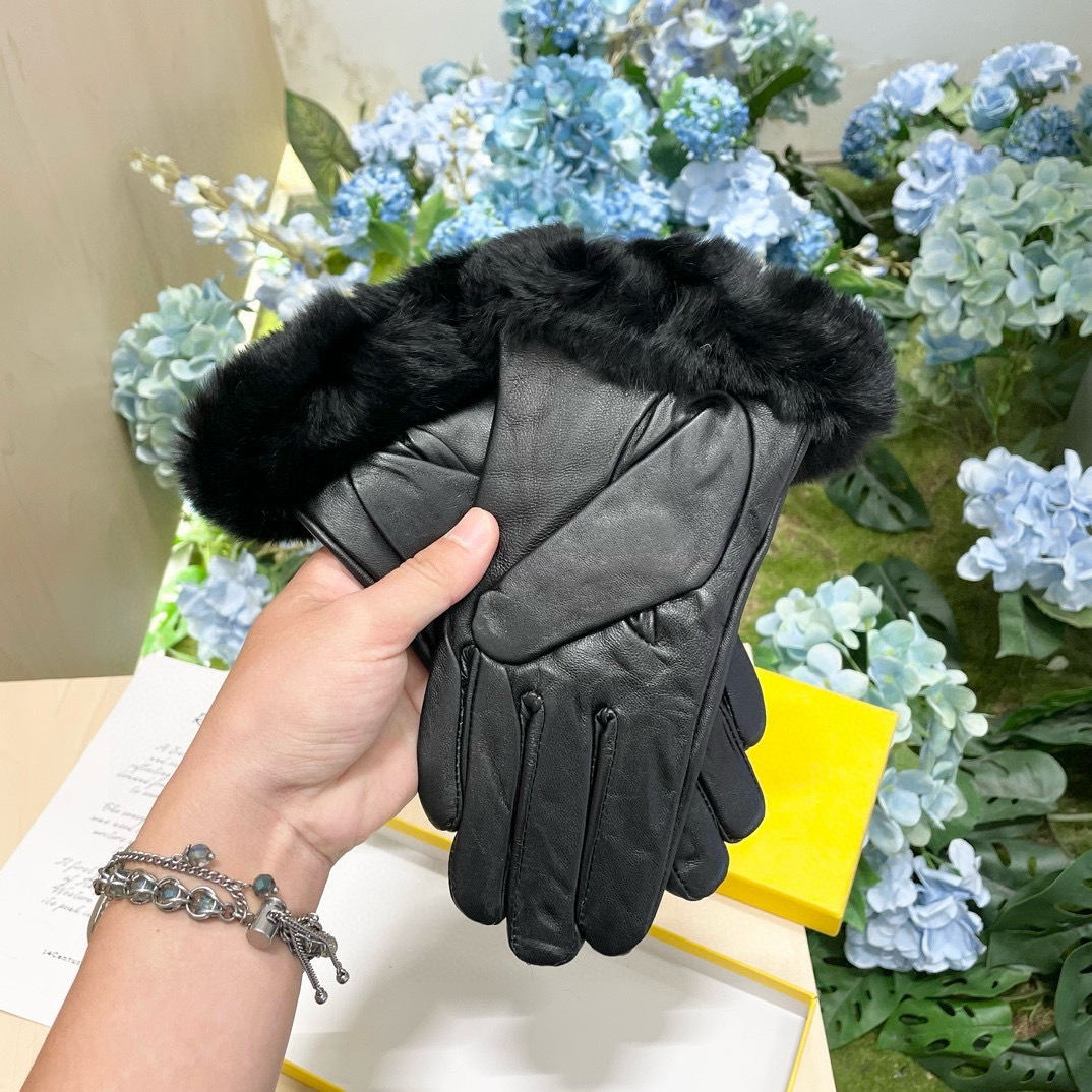 Comparison of 2024 Fendy Fendi Wet Rabbit Hair Gloves with Market Lamb-Skin Latte. - 图片 9