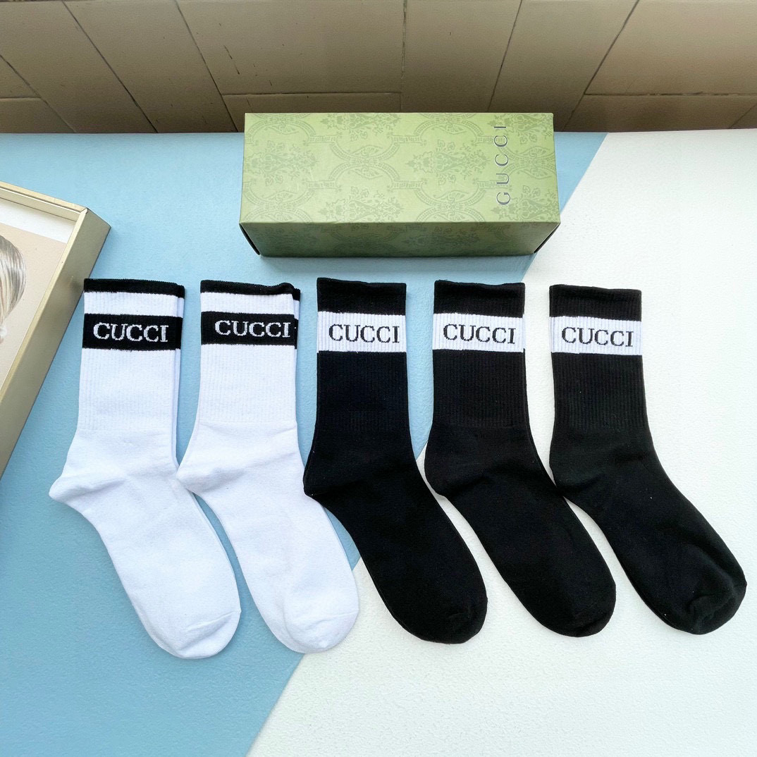 NO:296539,Packaging [one box and five pairs] Gucci · Gucci Internet celebrity hot products shipped~G home new product counter pair socks made of pure cotton material, super soft and comfortable, Luokou classic gold thread double G, super eye-catching, ins super popular small items, big brands go out on the street, trendy people must have super easy to match socks and stockings, socks, gucci, gucci, socks19860909配包装【一盒五双】Gucci · 古奇网红爆款出货~G家新品专柜对版袜子纯棉材质织造,超级柔软舒适,罗口经典金线双G,超级抢眼,ins超火爆小单品,大牌出街,潮人必备超好搭袜子丝袜,袜子,gucci,gucci,socks,accessory