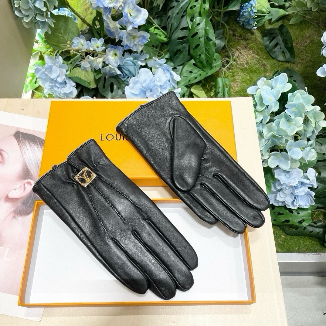 P313 LAUNCHED WITH A PACKAGED FEMININITY 2024 - 图片 3