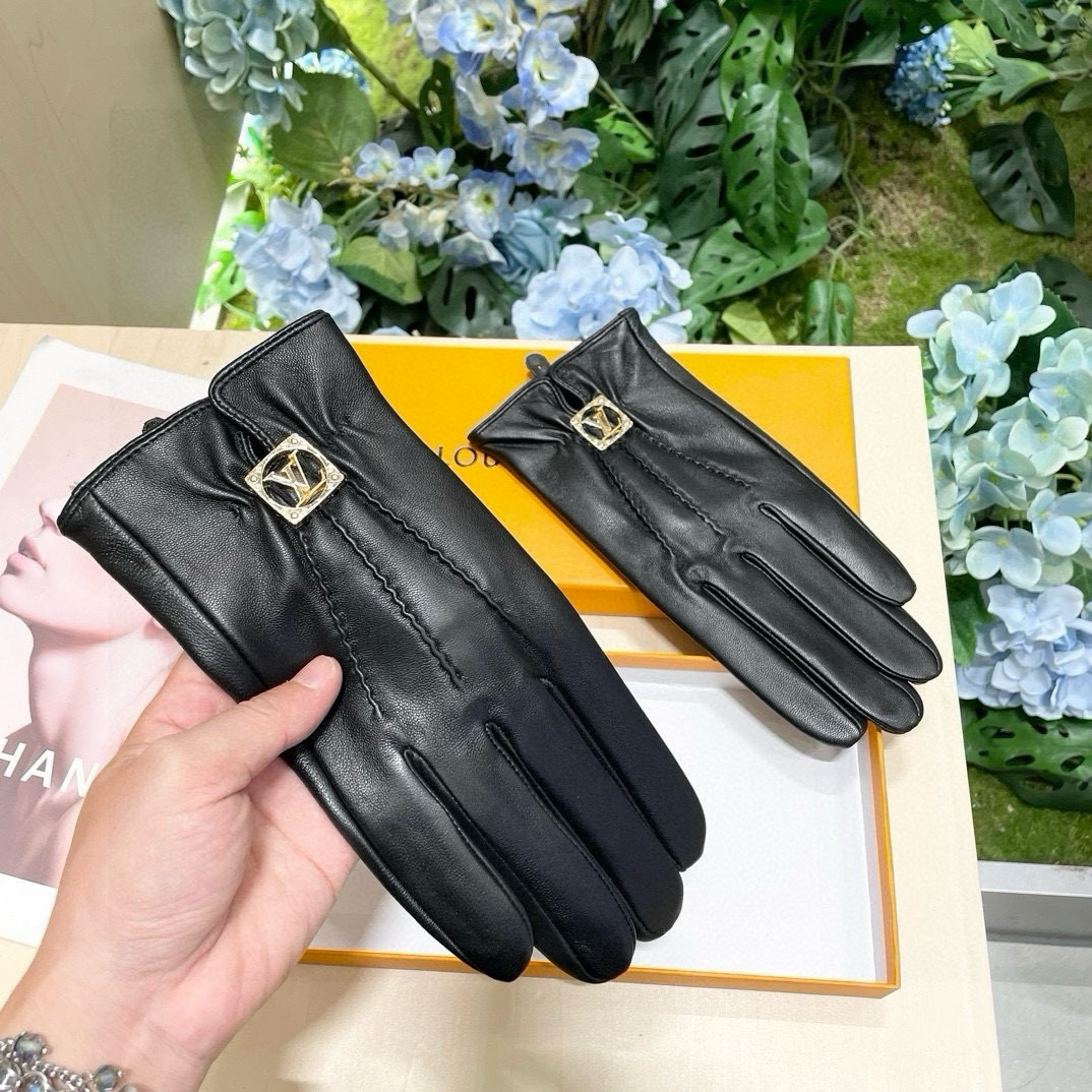 P313 LAUNCHED WITH A PACKAGED FEMININITY 2024 - 图片 2