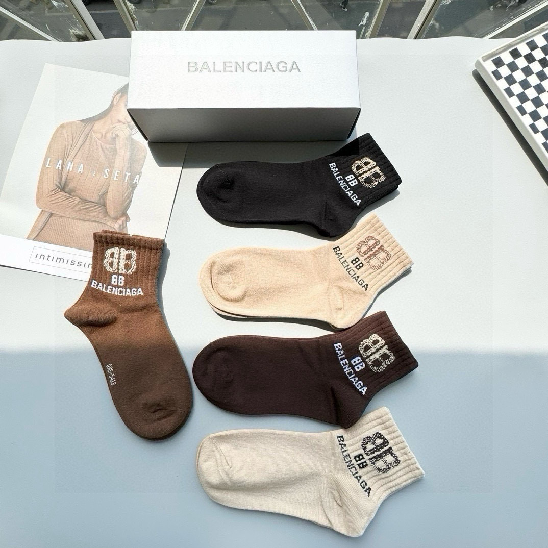  配包装【一盒五双】BALENCIAGA · 巴黎世家🌟 高品质🔥好看到爆炸欧美大牌中筒袜🔥男女款🌟潮人