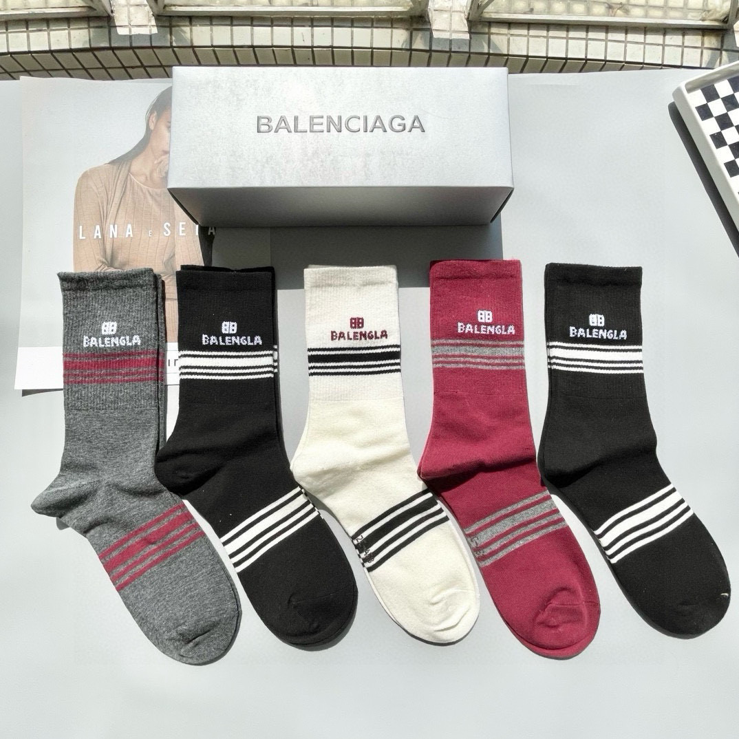  配包装【一盒五双】BALENCIAGA · 巴黎世家🌟 好看到爆炸欧美大牌高筒袜🔥男女款🌟潮人必不能少