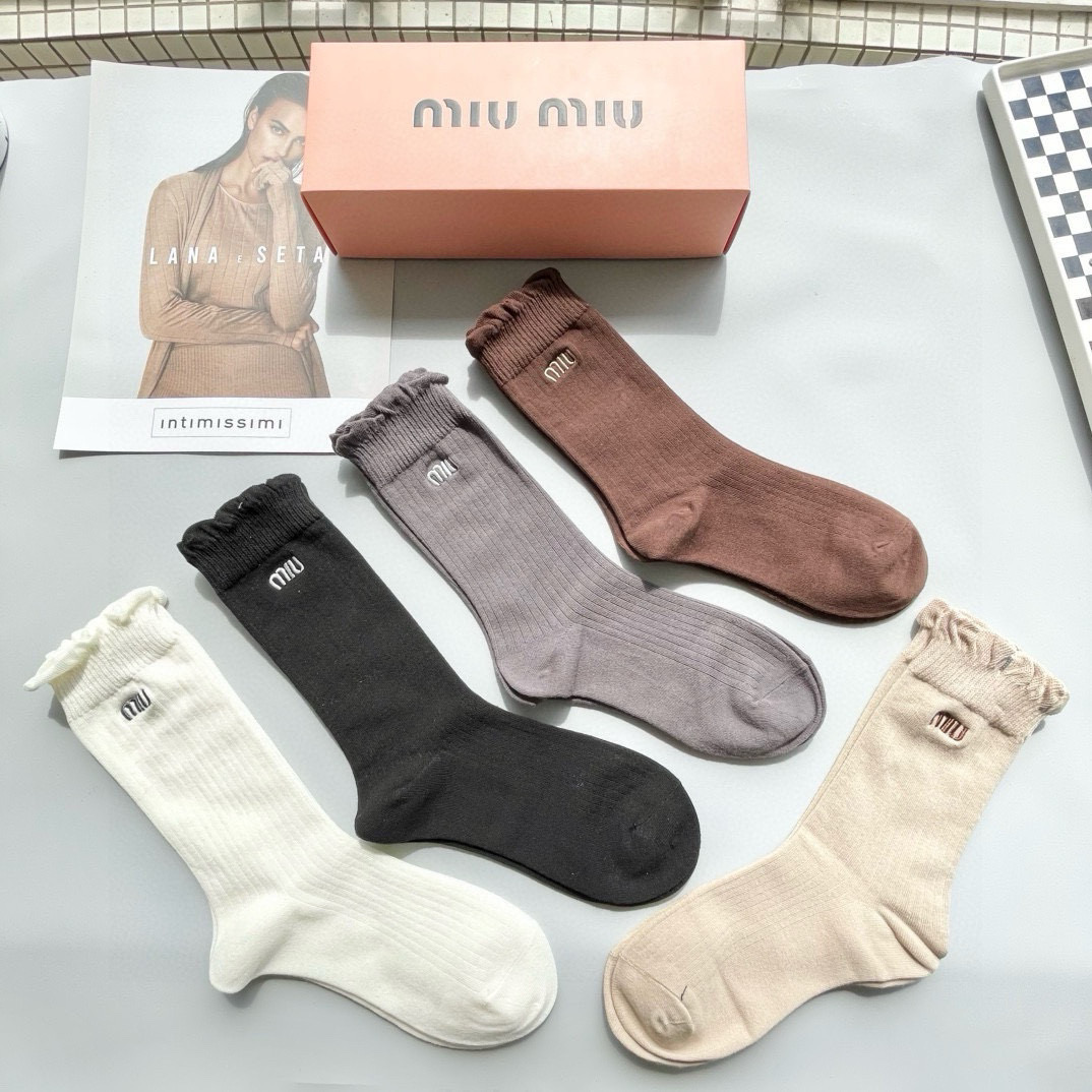  配包装【一盒四双】MIUMIU · 缪缪❗️高品质🔥超级爆款网红高筒袜子❗️MIU家官网同步刺绣字母高