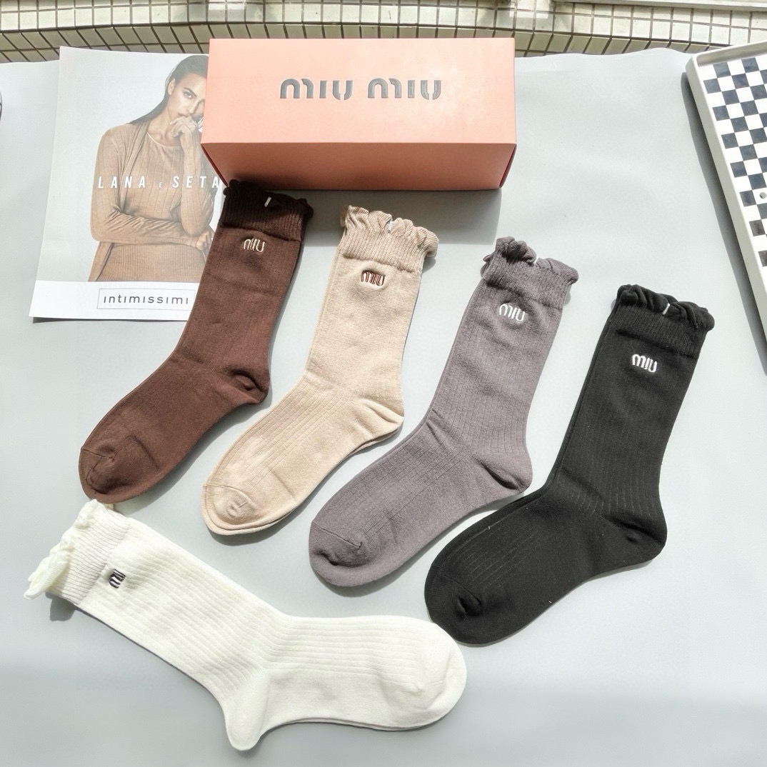  配包装【一盒四双】MIUMIU · 缪缪❗️高品质🔥超级爆款网红高筒袜子❗️MIU家官网同步刺绣字母高