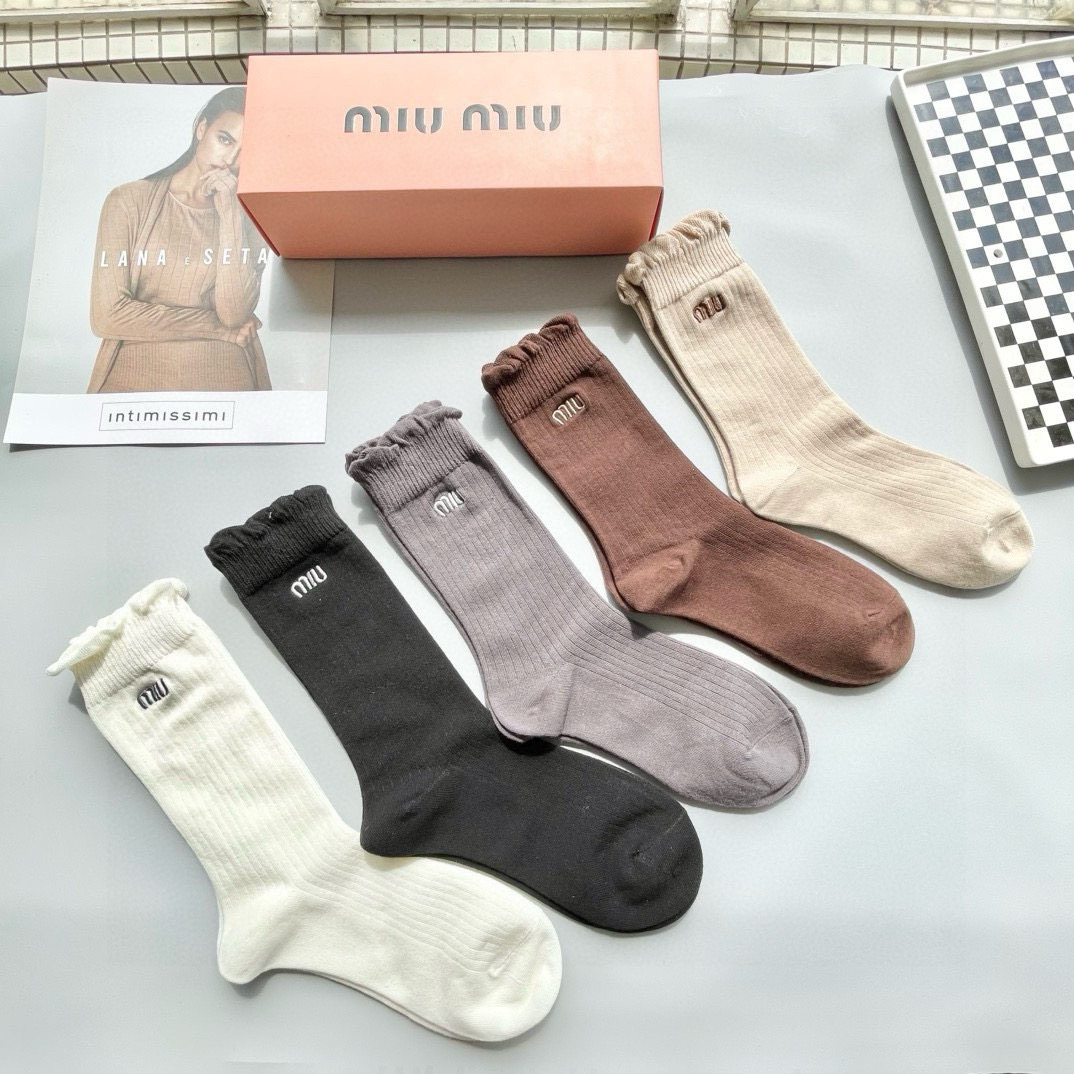  配包装【一盒四双】MIUMIU · 缪缪❗️高品质🔥超级爆款网红高筒袜子❗️MIU家官网同步刺绣字母高