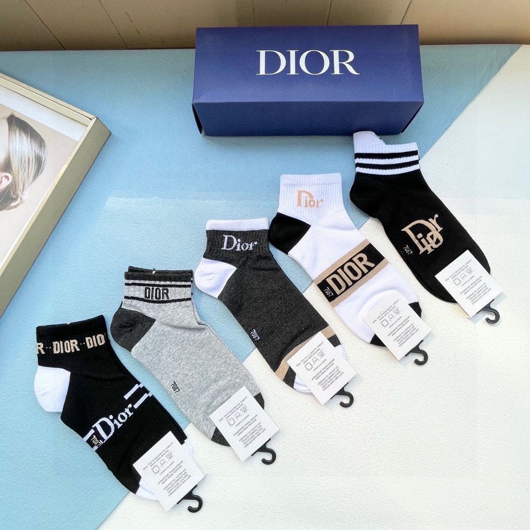  配包装【一盒五双】DIOR 迪奥ins超火爆小单品，Vintage 必备单品 🌟潮人必备 爆款，复古纹