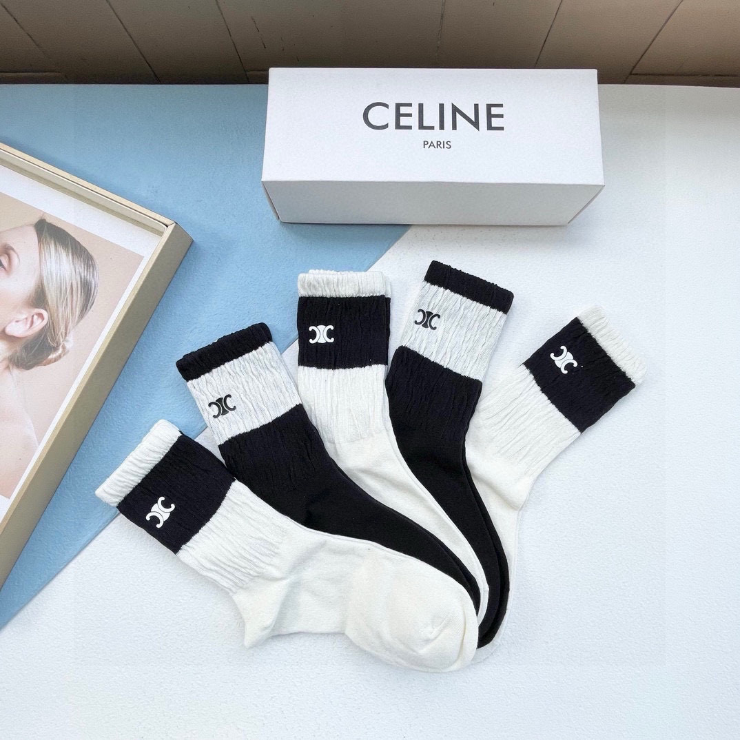  配包装【一盒五双】CELINE · 赛琳❗️高品质🔥超级爆款网红直筒袜子❗️ce家官网同步刺绣字母中筒