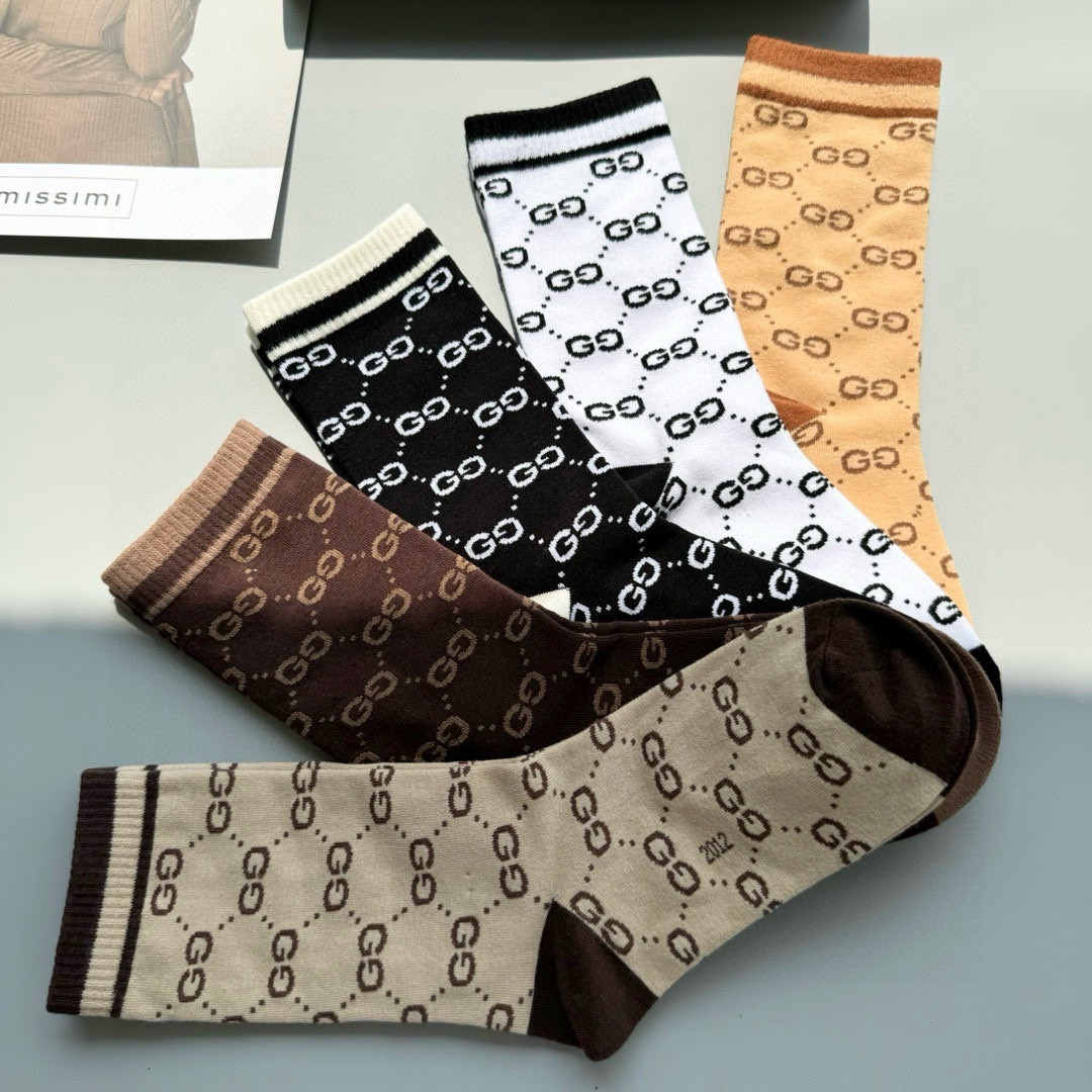  配包装【一盒五双】Gucci · 古奇❗️网红爆款出货~G家新品体香袜专柜对版字母袜子❗️纯棉材质织造