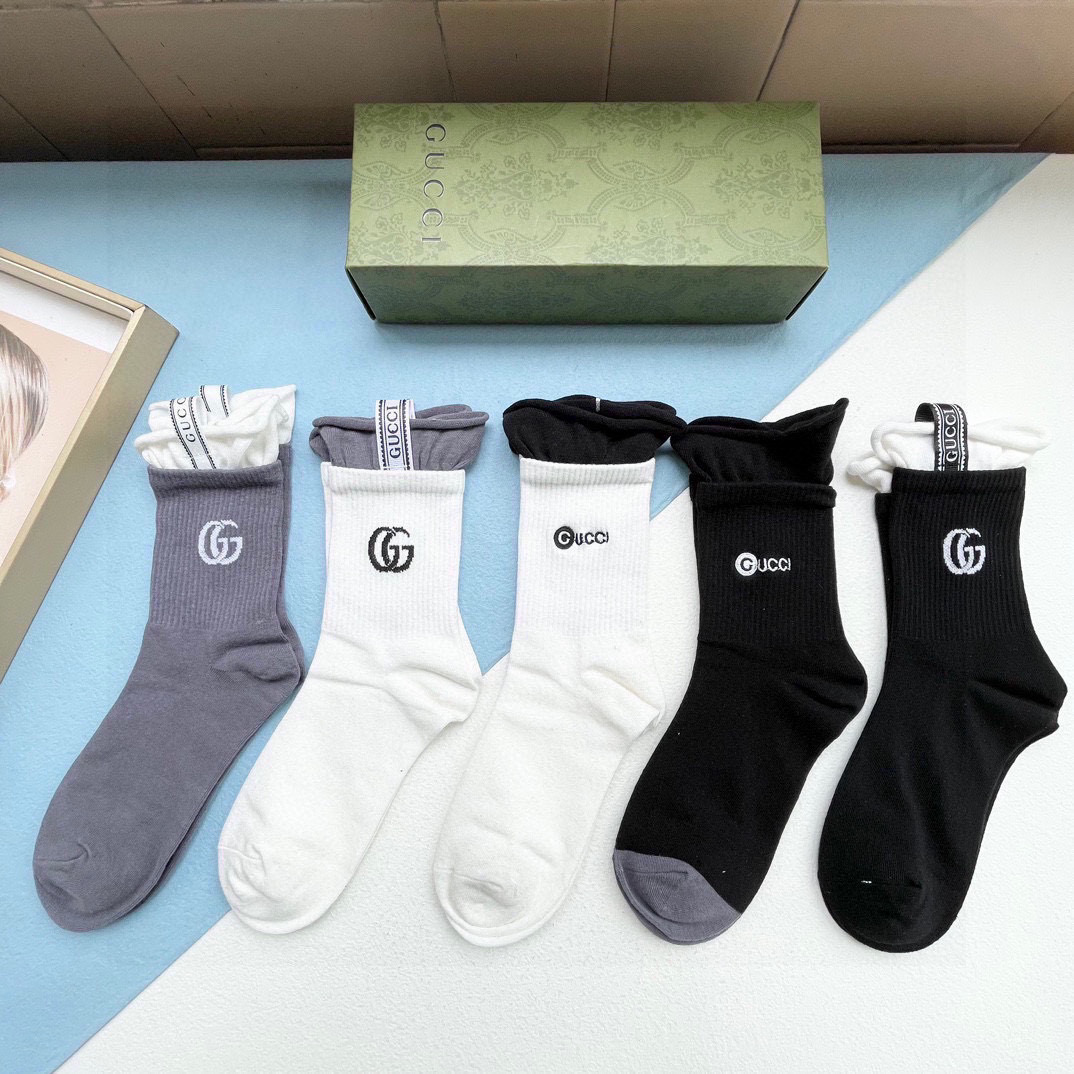 配包装【一盒五双】Gucci · 古奇❗️网红爆款出货~G家新品体香袜专柜对版字母袜子❗️纯棉材质织造