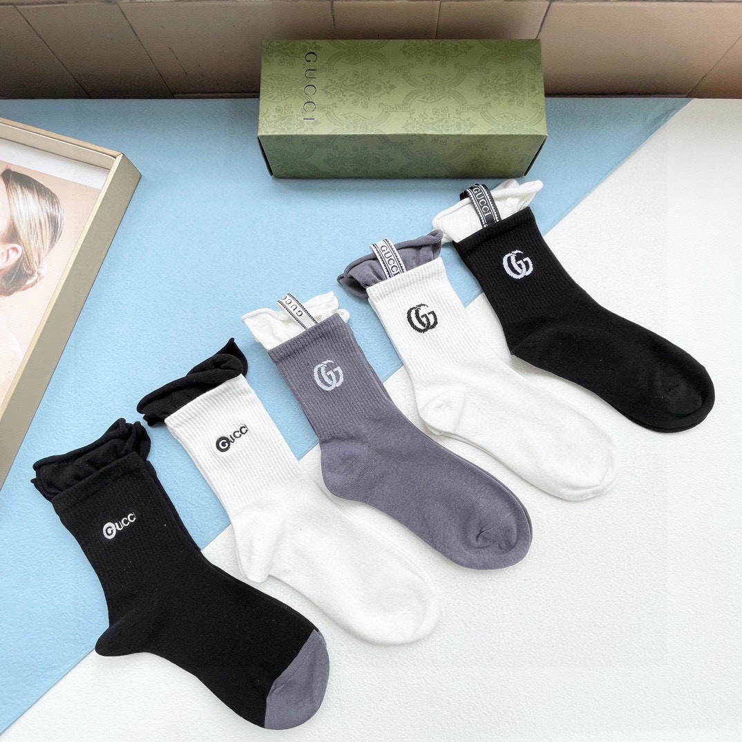  配包装【一盒五双】Gucci · 古奇❗️网红爆款出货~G家新品体香袜专柜对版字母袜子❗️纯棉材质织造