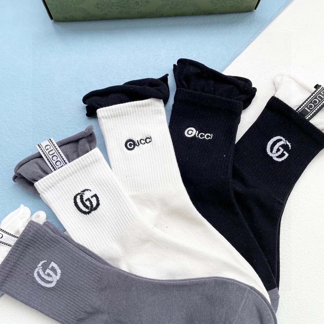  配包装【一盒五双】Gucci · 古奇❗️网红爆款出货~G家新品体香袜专柜对版字母袜子❗️纯棉材质织造