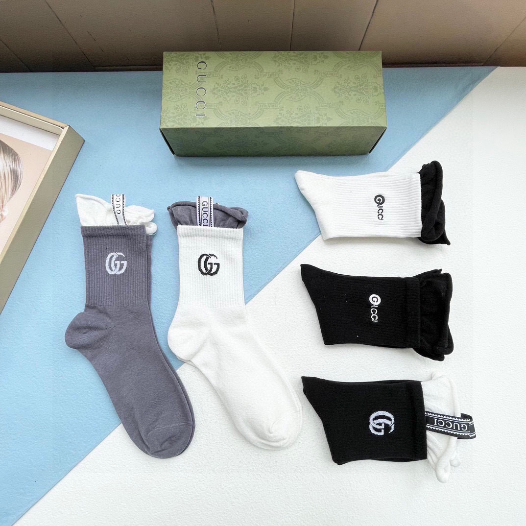  配包装【一盒五双】Gucci · 古奇❗️网红爆款出货~G家新品体香袜专柜对版字母袜子❗️纯棉材质织造
