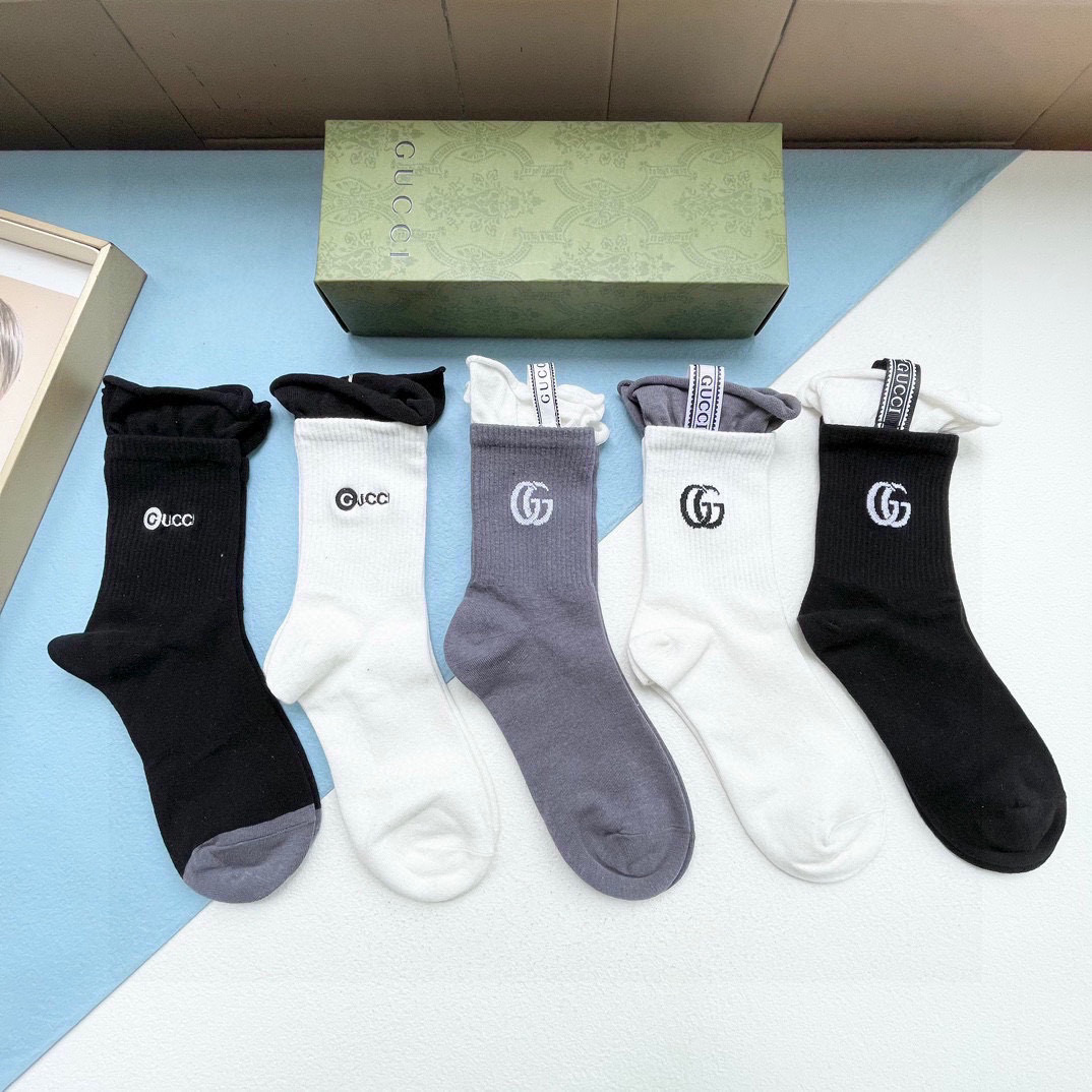  配包装【一盒五双】Gucci · 古奇❗️网红爆款出货~G家新品体香袜专柜对版字母袜子❗️纯棉材质织造
