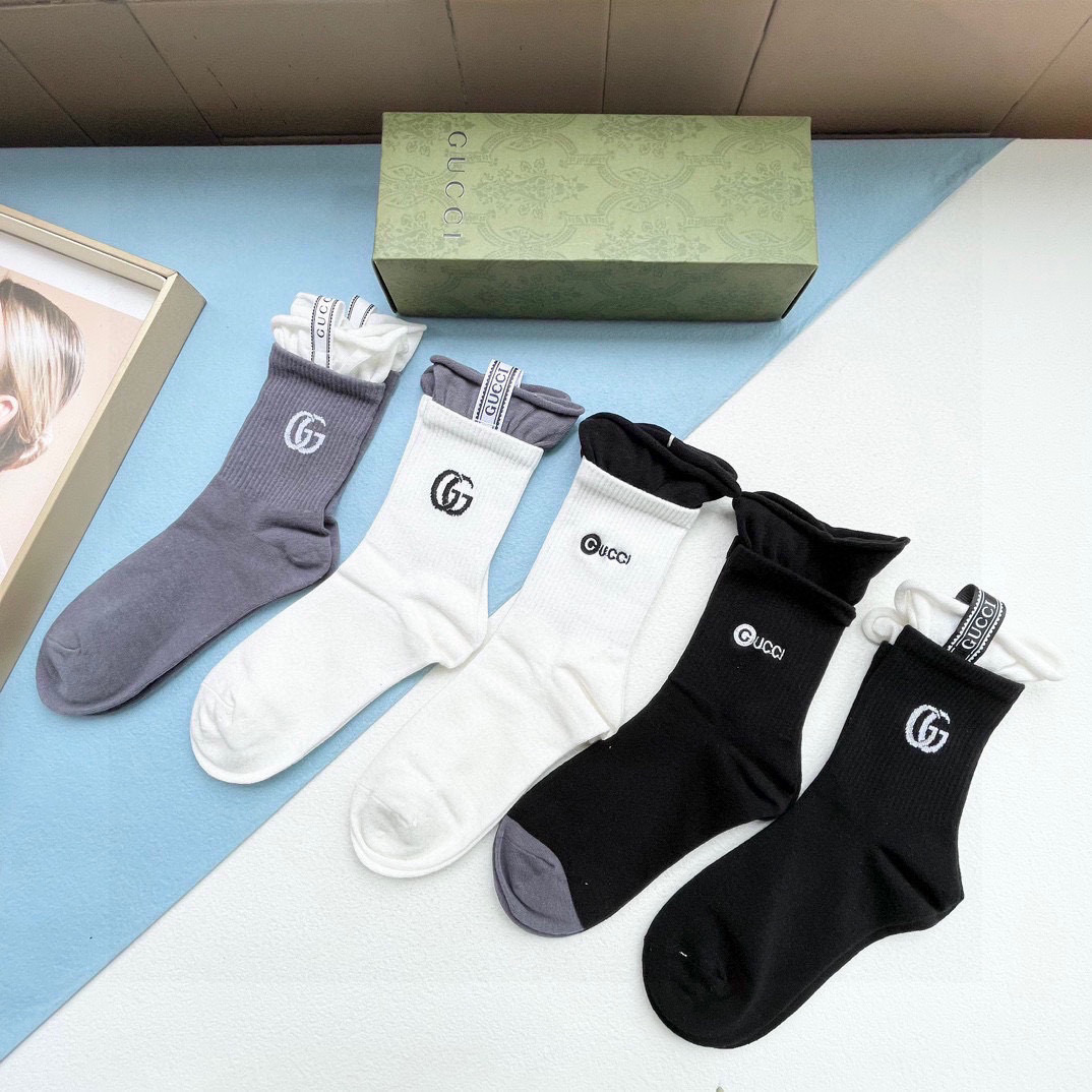  配包装【一盒五双】Gucci · 古奇❗️网红爆款出货~G家新品体香袜专柜对版字母袜子❗️纯棉材质织造