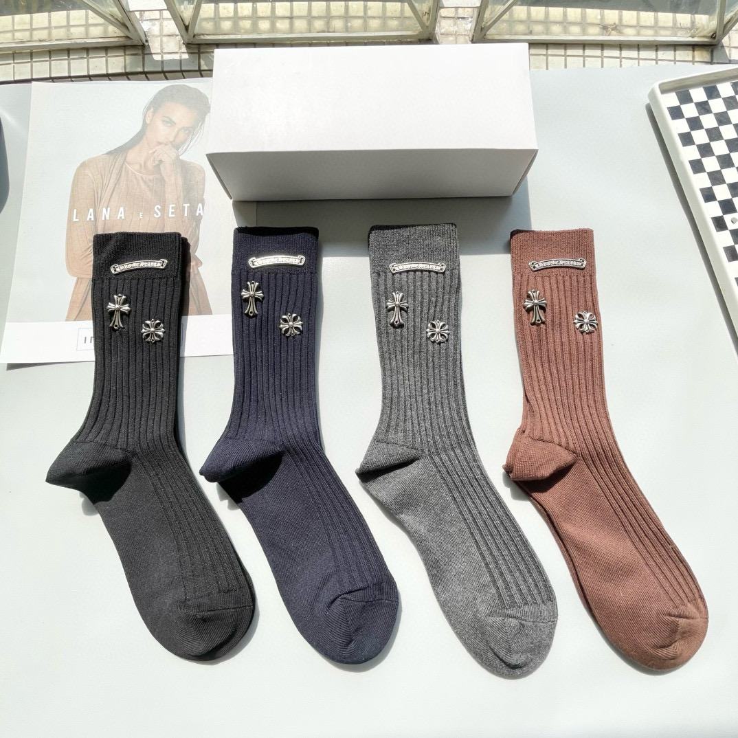 NO:299513,Packaging [one box and four pairs] Crowxin, popular high-end socks, high-version ~ It is easy to see the explosion. The counter purchasing quality that European and American big-name high-end socks are indispensable. Socks, which are super high-end and fashionable. Ahhhhh~~ Recommended and recommended~~ Must-in-one fashionable items!  !  socks, stockings, socks, chrome hearts, socks19860909配包装【一盒四双】克罗心 爆款高筒袜高版本 ～好看到爆炸 欧美大牌高筒袜潮人必不能少的专柜代购品质 袜子 ,搭配起来超高逼格 时髦度爆表啊啊啊啊～～推荐推荐推荐～～必入时髦小单品！！袜子,丝袜,袜子,chrome hearts,socks,accessory
