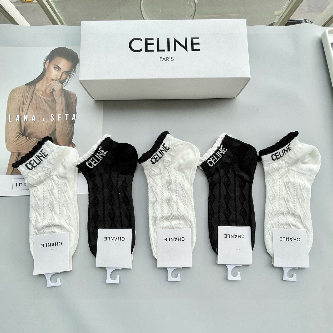 配包装【一盒五双】🌟Celine赛琳  爆款船袜🌟高版本 ～好看到爆炸 欧美大牌船袜。🌟潮人必不能少的