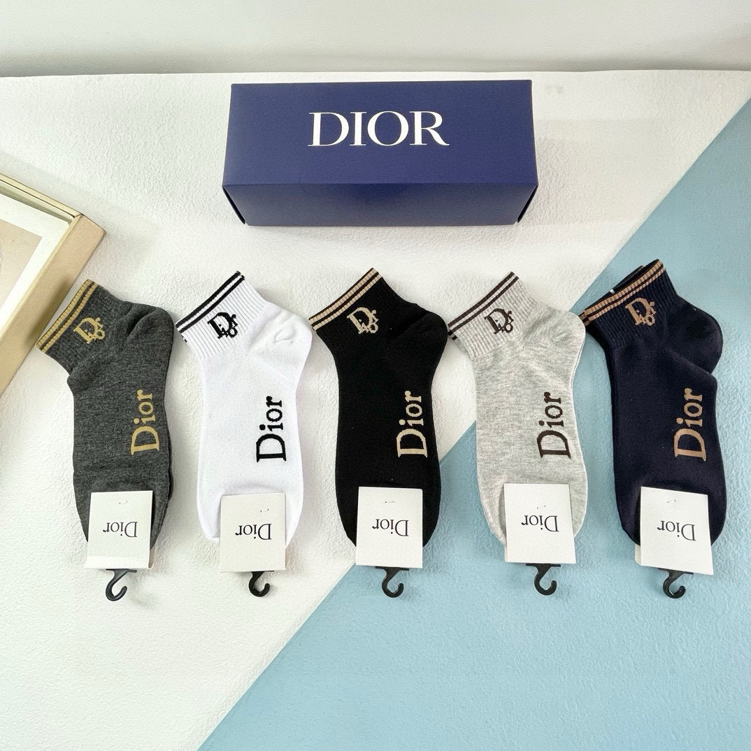  配包装【一盒五双】DIOR 迪奥ins超火爆小单品，Vintage 必备单品 短款🌟潮人必备 爆款，复