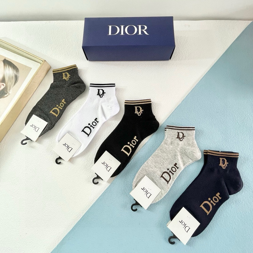  配包装【一盒五双】DIOR 迪奥ins超火爆小单品，Vintage 必备单品 短款🌟潮人必备 爆款，复