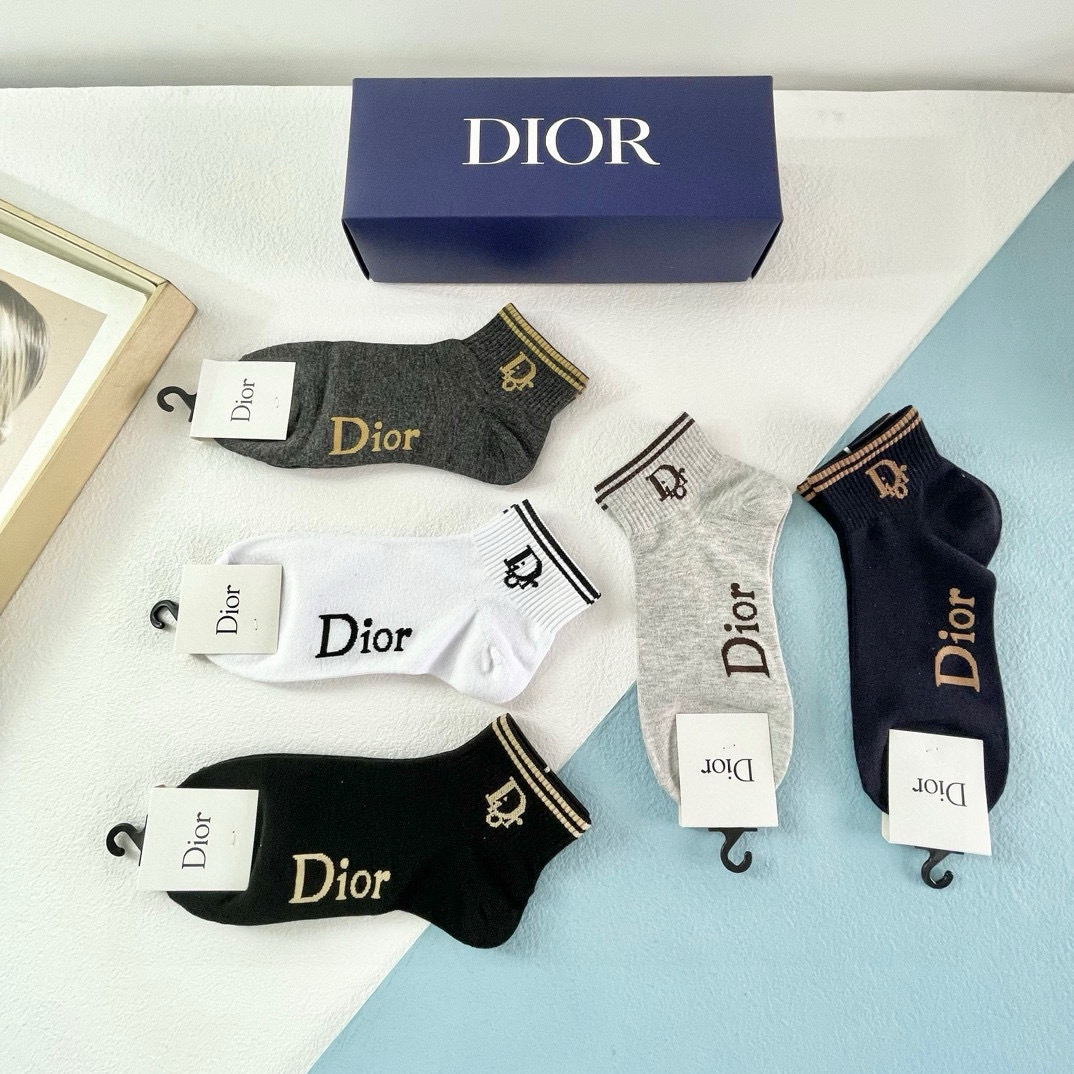  配包装【一盒五双】DIOR 迪奥ins超火爆小单品，Vintage 必备单品 短款🌟潮人必备 爆款，复
